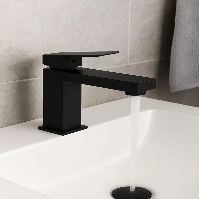 Griferia Para Lavamanos Baja Casalini Negro Lecco